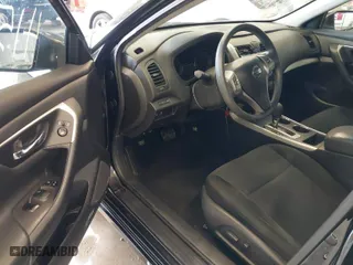 2015 Nissan Altima 2.5 SV with VIN 1N4AL3AP1FC594670, listed as a IAAI auction lot 41597155 with 67,594 mi miles. Bid and sale history available at carsss.com. Image 5.