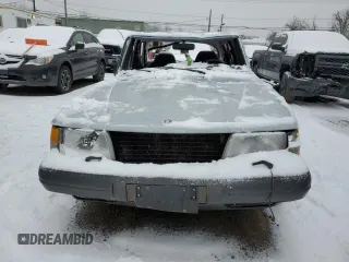 1991 Saab 900 z VIN YS3AK45E3M7000204, wystawiony jako Copart lot #43569965 z przebiegiem 344 784 mil mil oraz Szkoda całkowita • Salvage title. Historia ofert i sprzedaży dostępna na DreamBid. Obrazek 5.