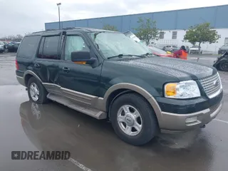 2004 Ford Expedition Eddie Bauer with VIN 1FMFU18L14LA08322, listed as a IAAI auction lot 41808904 with 183,862 mi miles. Bid and sale history available at carsss.com. Image 1.