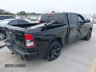 2019 Ram 1500 Big Horn z VIN 1C6RREFT1KN891182, wystawiony jako IAAI lot #41634042 z przebiegiem 128 972 mil mil oraz . Historia ofert i sprzedaży dostępna na DreamBid. Obrazek 4.