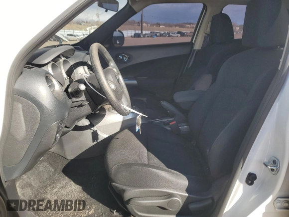 2014 Nissan Juke S with VIN JN8AF5MV5ET481301, listed as a Copart auction lot 45581615 with 109,936 mi miles and Salvage title. Bid and sale history available at DreamBid. Image 7.