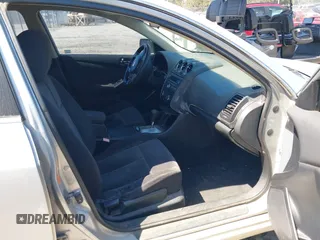 2008 Nissan Altima SL with VIN 1N4AL21EX8N498584, listed as a IAAI auction lot 41861570 with 168,403 mi miles and . Bid and sale history available at DreamBid. Image 5.