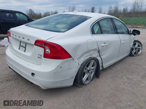 2014 Volvo S60 T5 z VIN YV1612FH8E1292976, wystawiony jako IAAI lot #42129708 z przebiegiem 162 083 mil mil oraz . Historia ofert i sprzedaży dostępna na DreamBid. Obrazek 4.