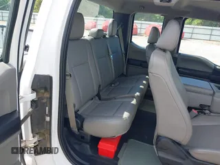 2015 Ford F-150 XLT z VIN 1FTEX1EP5FKD38178, wystawiony jako IAAI lot #42215342 z przebiegiem 216 447 mil mil oraz . Historia ofert i sprzedaży dostępna na DreamBid. Obrazek 8.