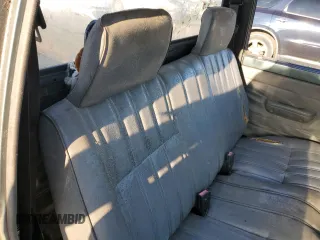 1993 Toyota Pickup z VIN 4TARN81A6PZ114634, wystawiony jako Copart lot #53115865 z przebiegiem 161 536 mil mil oraz Szkoda całkowita • Salvage title. Historia ofert i sprzedaży dostępna na DreamBid. Obrazek 10.
