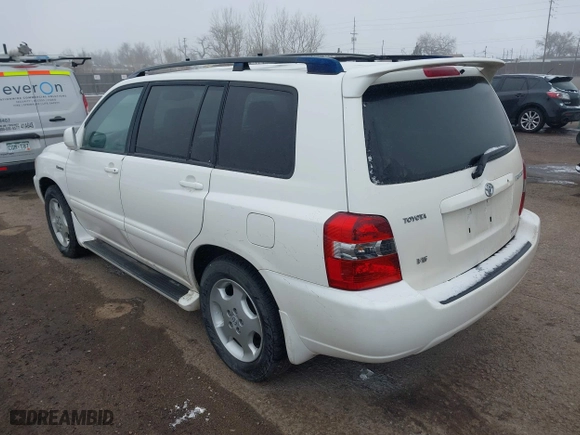 2005 Toyota Highlander with VIN JTEDP21A450072905, listed as a IAAI auction lot 41583297 with 250,061 mi miles. Bid and sale history available at carsss.com. Image 3.