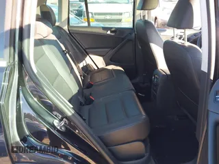 2016 Volkswagen Tiguan S z VIN WVGBV7AX9GW615535, wystawiony jako IAAI lot #41773789 z przebiegiem 137 617 mil mil oraz . Historia ofert i sprzedaży dostępna na DreamBid. Obrazek 8.