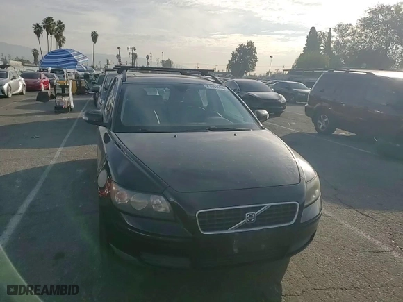 2007 Volvo V50 2.4L with VIN YV1MW390272312169, listed as a Copart auction lot 83088664 with 126,535 mi miles and Salvage Title. Bid and sale history available at carsss.com. Image 10.