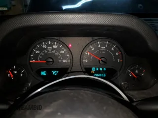 2007 Jeep Wrangler X с VIN 1J4GA39197L151852, выставлен на аукционе Copart как лот 61077275 с пробегом 196 866 миль миль и Чистый • Clean title. История ставок и продаж доступна на DreamBid. Изображение 9.