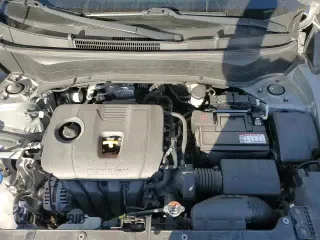 2022 Kia Seltos S z VIN KNDEUCAA0N7331226, wystawiony jako Copart lot #52521625 z przebiegiem 84 727 mil mil oraz Czysty tytuł • Clean title. Historia ofert i sprzedaży dostępna na DreamBid. Obrazek 15.