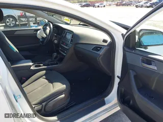 2019 Hyundai Sonata SE with VIN 5NPE24AF5KH787107, listed as a IAAI auction lot 41726970 with 148,943 mi miles. Bid and sale history available at carsss.com. Image 5.