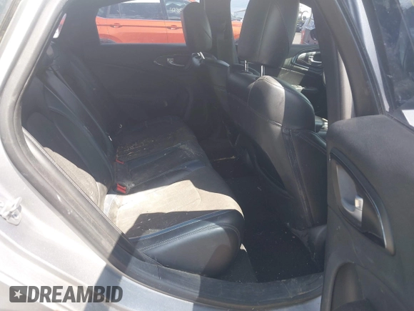 2015 Chrysler 200 S с VIN 1C3CCCBB5FN696911, выставлен на аукционе IAAI как лот 42394373 с пробегом 142 101 миль миль и . История ставок и продаж доступна на DreamBid. Изображение 8.