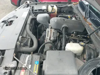 2007 Chevrolet Silverado 1500 LT1 z VIN 2GCEK13Z971109264, wystawiony jako IAAI lot #41157866 z przebiegiem 234 518 mil mil oraz . Historia ofert i sprzedaży dostępna na DreamBid. Obrazek 19.