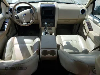 2006 Ford Explorer Limited z VIN 1FMEU75806UB01019, wystawiony jako Copart lot #56592815 z przebiegiem 126 931 mil mil oraz Szkoda całkowita • Salvage title. Historia ofert i sprzedaży dostępna na DreamBid. Obrazek 8.