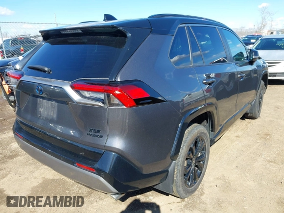 2024 Toyota RAV4 Hybrid XSE with VIN 4T3E6RFV7RU147226, listed as a IAAI auction lot 41858238 with 26,549 mi miles. Bid and sale history available at carsss.com. Image 4.
