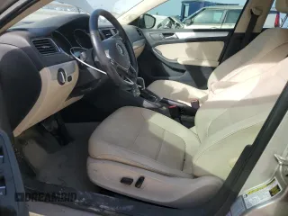 2015 Volkswagen Jetta Sedan Hybrid SEL Premium with VIN 3VW637AJXFM427884, listed as a Copart auction lot 49460505 with 58,950 mi miles and Salvage Title. Bid and sale history available at carsss.com. Image 7.