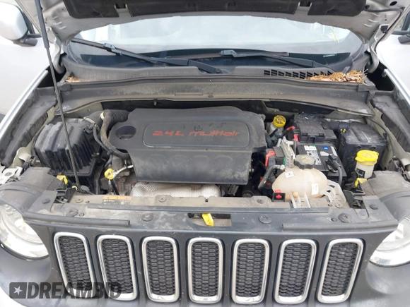 2017 Jeep Renegade Altitude with VIN ZACCJABB1HPE82336, listed as a IAAI auction lot 42353436 with 62,843 mi miles and . Bid and sale history available at DreamBid. Image 10.