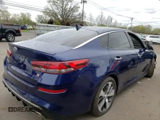 2019 Kia Optima S with VIN 5XXGT4L35KG373202, listed as a Copart auction lot 46605054 with 118,957 mi miles and Salvage Title. Bid and sale history available at carsss.com. Image 3.