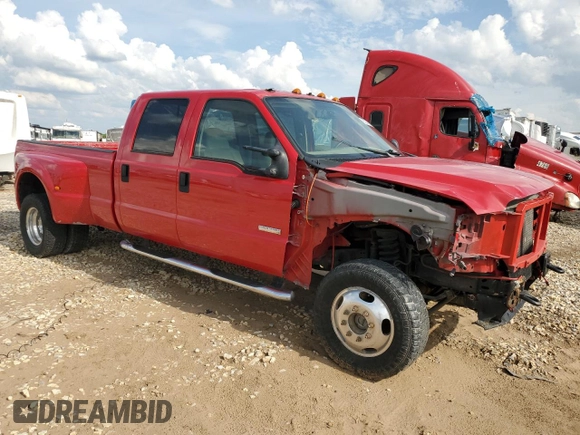 2006 Ford F-350 XL with VIN 1FTWW33PX6EC82470, listed as a Copart auction lot 55348805 with 154,953 mi miles and Salvage Title. Bid and sale history available at DreamBid. Image 4.