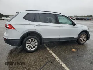 2018 Volkswagen Tiguan S with VIN 3VV1B7AX7JM072106, listed as a Copart auction lot 48373464 with 83,482 mi miles and Salvage title. Bid and sale history available at DreamBid. Image 3.