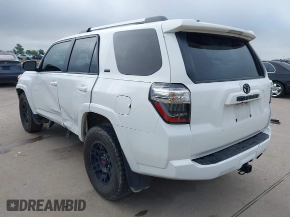 2023 Toyota 4Runner SR5 Premium z VIN JTEFU5JR4P5280720, wystawiony jako IAAI lot #42485671 z przebiegiem 38 785 mil mil oraz . Historia ofert i sprzedaży dostępna na DreamBid. Obrazek 3.