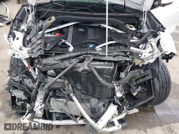 2020 BMW X5 xDrive40i with VIN 5UXCR6C08L9D07645, listed as a IAAI auction lot 41757971 with 87,157 mi miles. Bid and sale history available at carsss.com. Image 10.
