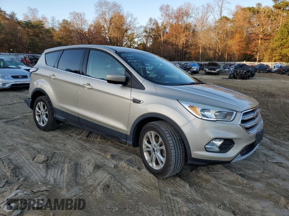 2017 Ford Escape SE with VIN 1FMCU0GD8HUD73233, listed as a Copart auction lot 80984074 with 68,989 mi miles and Salvage Title. Bid and sale history available at carsss.com. Image 4.