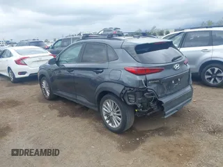2021 Hyundai Kona SEL with VIN KM8K22AA6MU613871, listed as a IAAI auction lot 42078925 with 66,739 mi miles and . Bid and sale history available at carsss.com. Image 3.