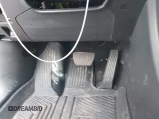2024 Toyota Highlander LE z VIN 5TDKDRAH3RS543441, wystawiony jako IAAI lot #42429440 z przebiegiem 9 086 mil mil oraz . Historia ofert i sprzedaży dostępna na DreamBid. Obrazek 11.