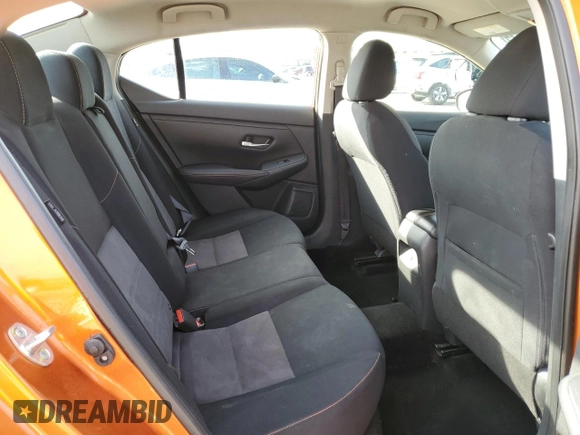 2020 Nissan Sentra SR z VIN 3N1AB8DV7LY240629, wystawiony jako Copart lot #41990615 z przebiegiem 61 543 mil mil oraz Szkoda całkowita • Salvage title. Historia ofert i sprzedaży dostępna na DreamBid. Obrazek 10.