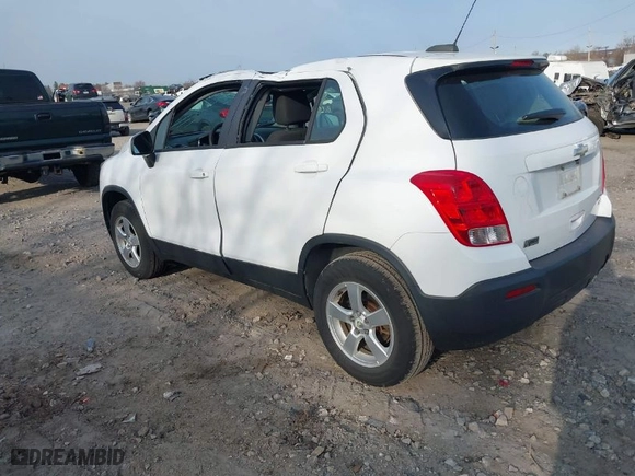 2015 Chevrolet Trax LS with VIN KL7CJPSBXFB133280, listed as a IAAI auction lot 41781684 with NaN miles. Bid and sale history available at carsss.com. Image 3.