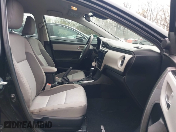 2019 Toyota Corolla L z VIN 2T1BURHEXKC203410, wystawiony jako IAAI lot #41898798 z przebiegiem 26 311 mil mil oraz . Historia ofert i sprzedaży dostępna na DreamBid. Obrazek 5.