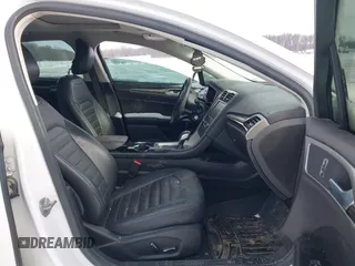 2014 Ford Fusion SE Hybrid with VIN 3FA6P0LU8ER192043, listed as a IAAI auction lot 41617422 with 131,772 mi miles. Bid and sale history available at carsss.com. Image 5.