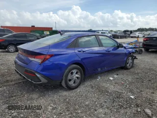 2024 Hyundai Elantra SE with VIN KMHLL4DG8RU803224, listed as a Copart auction lot 61281185 with 11,697 mi miles and Non repairable. Bid and sale history available at DreamBid. Image 3.
