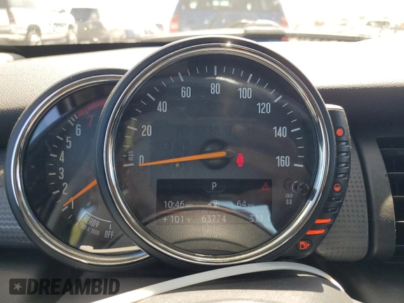 2015 MINI Hardtop 4 Door z VIN WMWXS5C57FT829133, wystawiony jako Copart lot #58764405 z przebiegiem 63 774 mil mil oraz Szkoda całkowita • Salvage title. Historia ofert i sprzedaży dostępna na DreamBid. Obrazek 9.