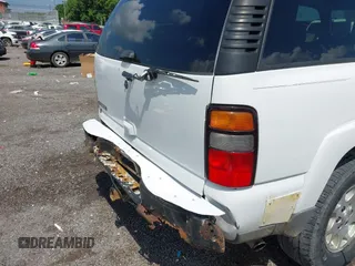 2006 Chevrolet Tahoe Z71 with VIN 1GNEK13T06R101367, listed as a IAAI auction lot 42783435 with 287,412 mi miles and . Bid and sale history available at DreamBid. Image 6.