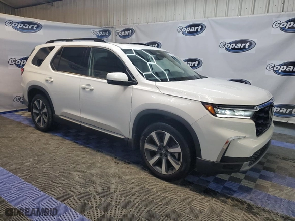 2023 Honda Pilot Touring with VIN 5FNYG2H75PB013611, listed as a Copart auction lot 46640375 with 35,446 mi miles and Clean Title. Bid and sale history available at carsss.com. Image 4.