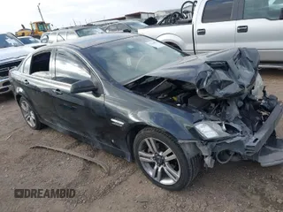 2008 Pontiac G8 with VIN 6G2ER577X8L132762, listed as a IAAI auction lot 41510878 with 105,354 mi miles. Bid and sale history available at carsss.com. Image 1.