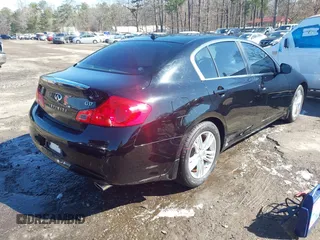 2013 Infiniti G37 Sedan Journey with VIN JN1CV6AP2DM723931, listed as a IAAI auction lot 41741884 with 112,082 mi miles. Bid and sale history available at carsss.com. Image 4.