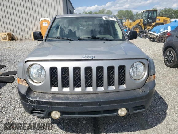 2015 Jeep Patriot Sport with VIN 1C4NJRBB1FD176983, listed as a Copart auction lot 55927735 with 166,717 mi miles and Salvage title. Bid and sale history available at DreamBid. Image 5.