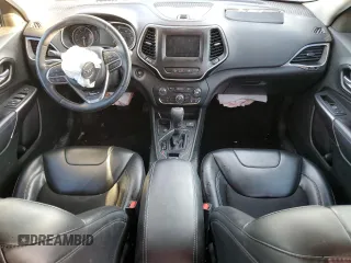 2021 Jeep Cherokee Latitude Plus с VIN 1C4PJLLB0MD113097, выставлен на аукционе Copart как лот 42831824 с пробегом 51 757 миль миль и Списание • Salvage title. История ставок и продаж доступна на DreamBid. Изображение 8.