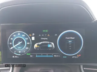 2025 Hyundai Elantra Limited z VIN KMHLN4DJ1SU124424, wystawiony jako IAAI lot #42013638 z przebiegiem 2 713 mil mil oraz . Historia ofert i sprzedaży dostępna na DreamBid. Obrazek 7.