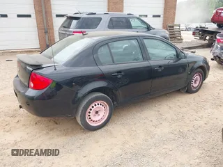 2009 Chevrolet Cobalt z VIN 1G1AL58H797147321, wystawiony jako IAAI lot #42097990 z przebiegiem 193 879 mil mil oraz . Historia ofert i sprzedaży dostępna na DreamBid. Obrazek 4.