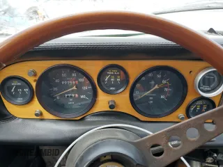 1974 FIAT 124 Spider z VIN 124CS10081683, wystawiony jako Copart lot #58650195 z przebiegiem 143 647 mil mil oraz Czysty tytuł • Clean title. Historia ofert i sprzedaży dostępna na DreamBid. Obrazek 9.