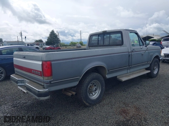 1990 Ford F-250 с VIN 2FTHF25HXLCA21768, выставлен на аукционе IAAI как лот 42224384 с пробегом 90 158 миль миль и . История ставок и продаж доступна на DreamBid. Изображение 4.
