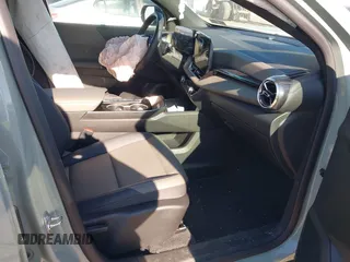 2025 Chevrolet Equinox FWD LT with VIN 3GNAXHEG2SL131819, listed as a IAAI auction lot 41700937 with 5,378 mi miles and . Bid and sale history available at DreamBid. Image 5.