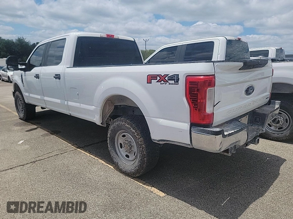 2019 Ford F-250 XL z VIN 1FT7W2B60KED86550, wystawiony jako IAAI lot #42501135 z przebiegiem 188 501 mil mil oraz . Historia ofert i sprzedaży dostępna na DreamBid. Obrazek 31.