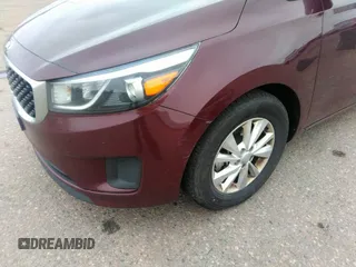 2016 Kia Sedona LX with VIN KNDMB5C18G6161281, listed as a IAAI auction lot 42134710 with 175,777 mi miles. Bid and sale history available at carsss.com. Image 6.