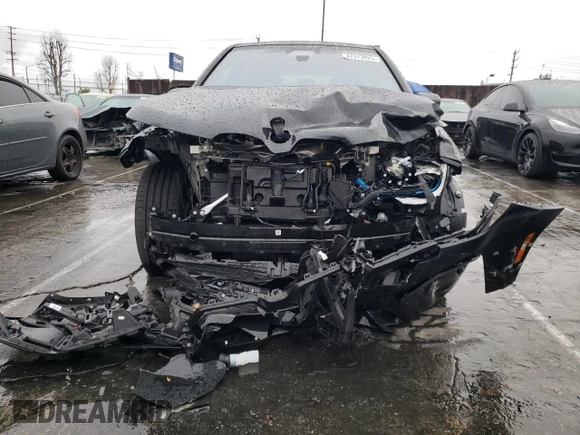 2024 BMW iX M60 z VIN WB533CF06RCR71038, wystawiony jako Copart lot #47573025 z przebiegiem Nie podano mil oraz Szkoda całkowita • Salvage title. Historia ofert i sprzedaży dostępna na DreamBid. Obrazek 5.
