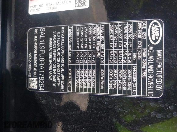2024 Land Rover Range Rover Sport Dynamic SE z VIN SAL1L9FU8RA178264, wystawiony jako IAAI lot #41921344 z przebiegiem 9 851 mil mil oraz . Historia ofert i sprzedaży dostępna na DreamBid. Obrazek 9.